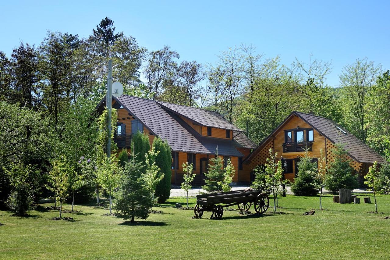 Cabana Paradisul Verde Neamt Тыргу-Нямц Экстерьер фото